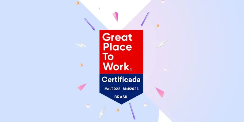 Fundo com o logo da Metadados, em no centro, o selo de certificação Great Place to Work 2022